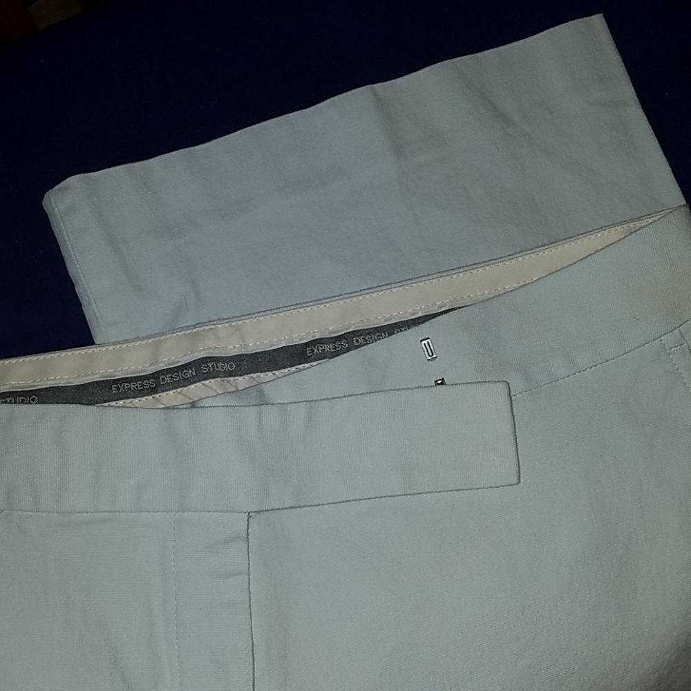 Express Editor Ice Blue Capris